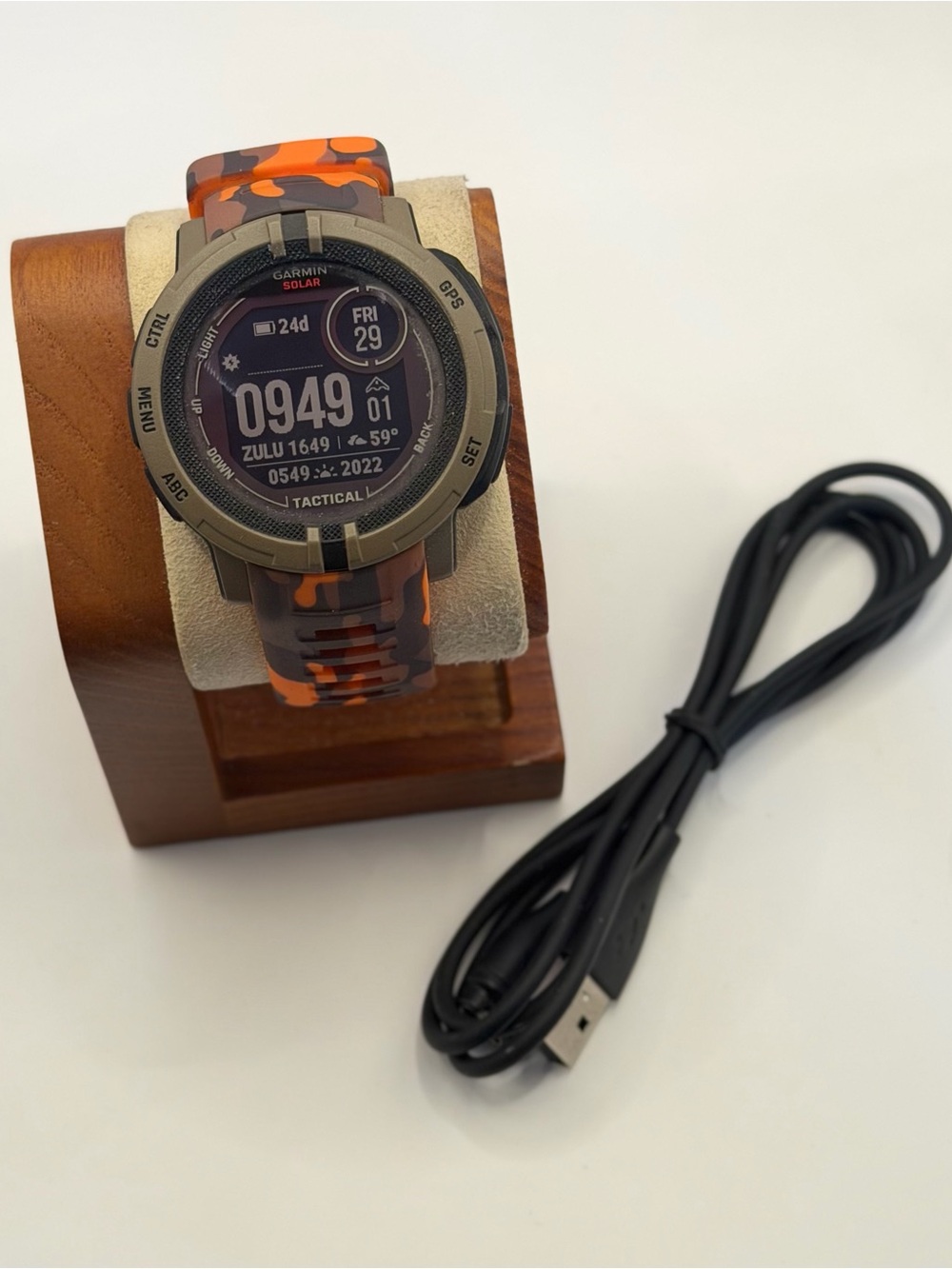 Garmin Insticnt 2 Tactical Solar, Tested, Excellent, New Band, Charger Included